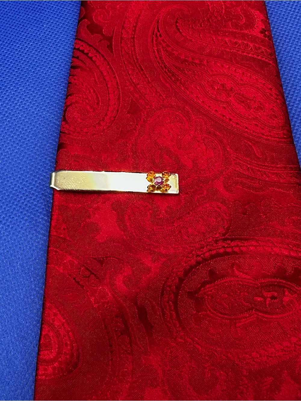 Gold Tone Tie Bar Clip with Gem Accent Crystals - MbTDCRYr1